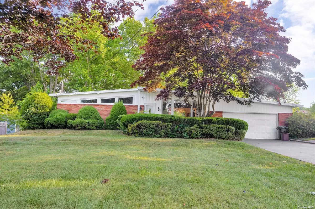 Islip Terrace, NY 11752,367 Sea Cliff ST
