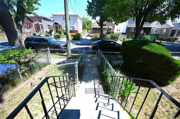 Springfield Gardens, NY 11413,179-12 145 AVE