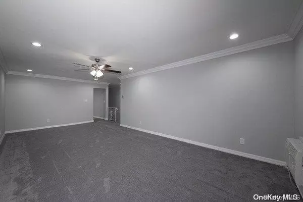 Bayport, NY 11705,616 Terrace RD #17-616