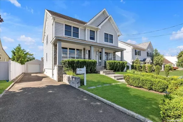 Oceanside, NY 11572,89 W Cortland AVE