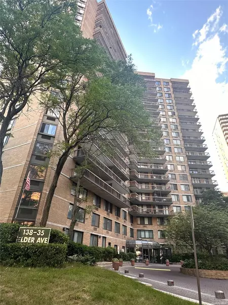 138-35 Elder AVE #20E, Flushing, NY 11355