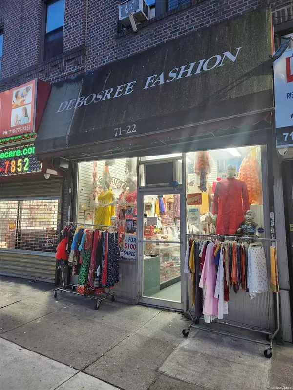 Jackson Heights, NY 11372,71-22 35th AVE #1st Fl