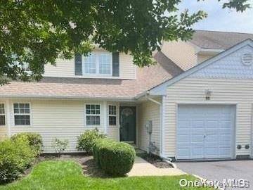 Riverhead, NY 11901,16 Blackberry Commons