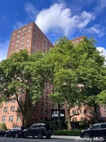 99-05 63 DR #9C, Rego Park, NY 11374