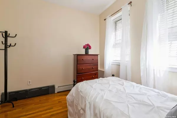 Bed-stuy, NY 11221,100 Ralph AVE #1L