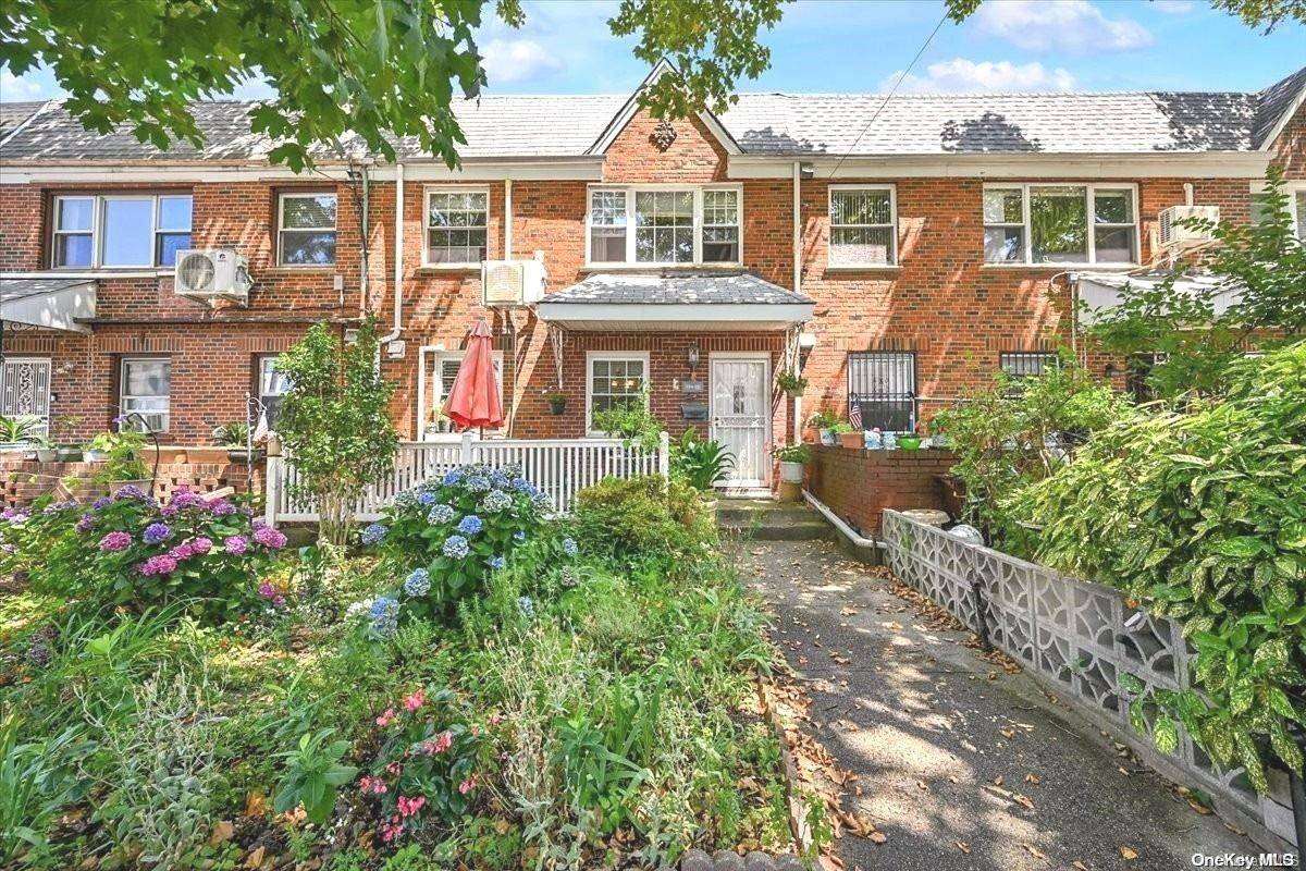 153-17 60 AVE, Flushing, NY 11355