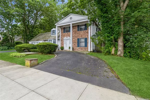 54 King ST, Port Jefferson Station, NY 11776