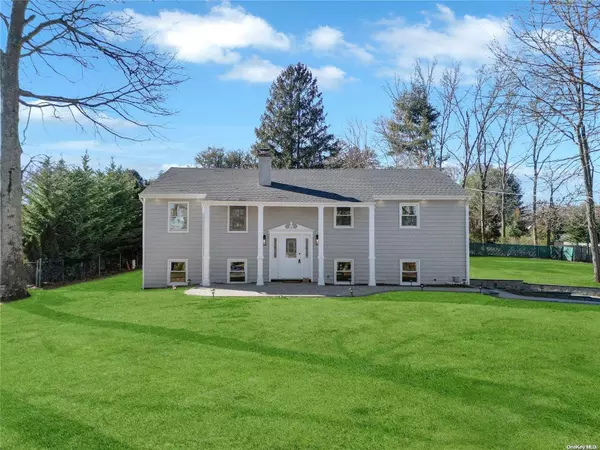 Saint James, NY 11780,50 Richie CT