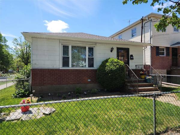 Jamaica, NY 11434,130-36 178th Place