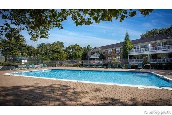 69 Prospect AVE #12P, Hewlett, NY 11557