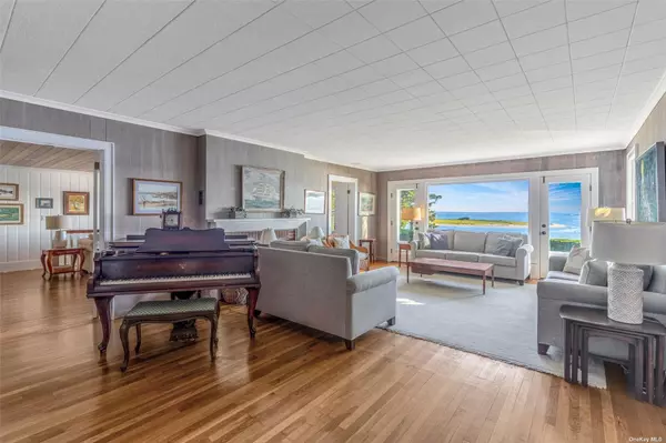 Cutchogue, NY 11935,930 W Cove RD