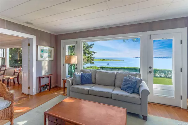 Cutchogue, NY 11935,930 W Cove RD