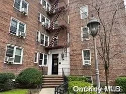 Jackson Heights, NY 11372,88-09 35th Avenue #5R