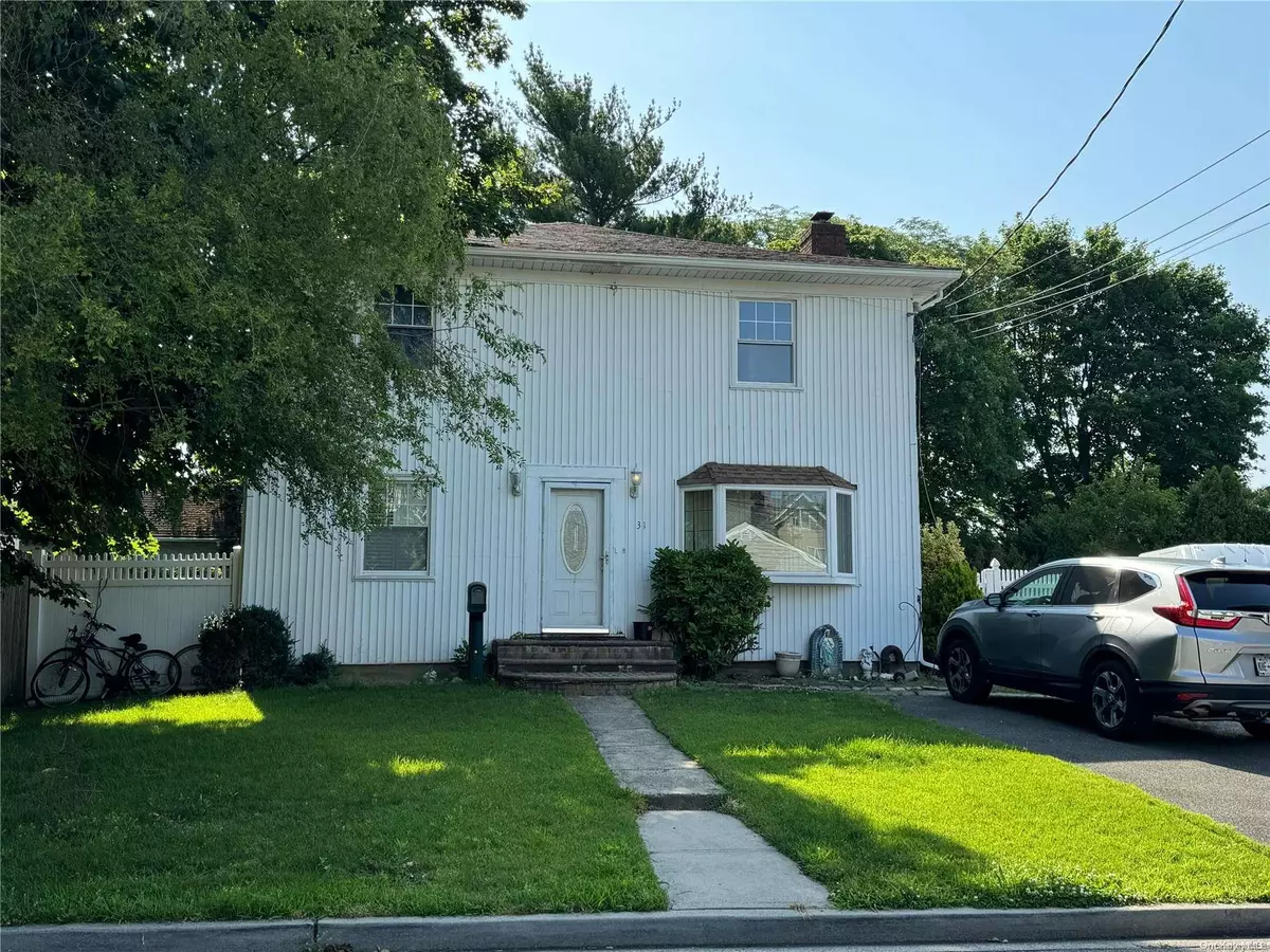 Farmingdale, NY 11735,31 Maple ST