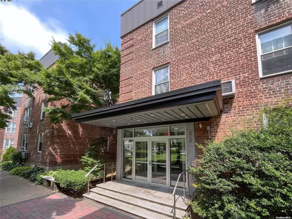 Valley Stream, NY 11581,510 Dubois AVE #B3