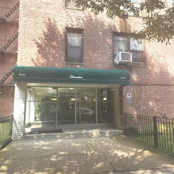 33-06 92 St #4W, Jackson Heights, NY 11372