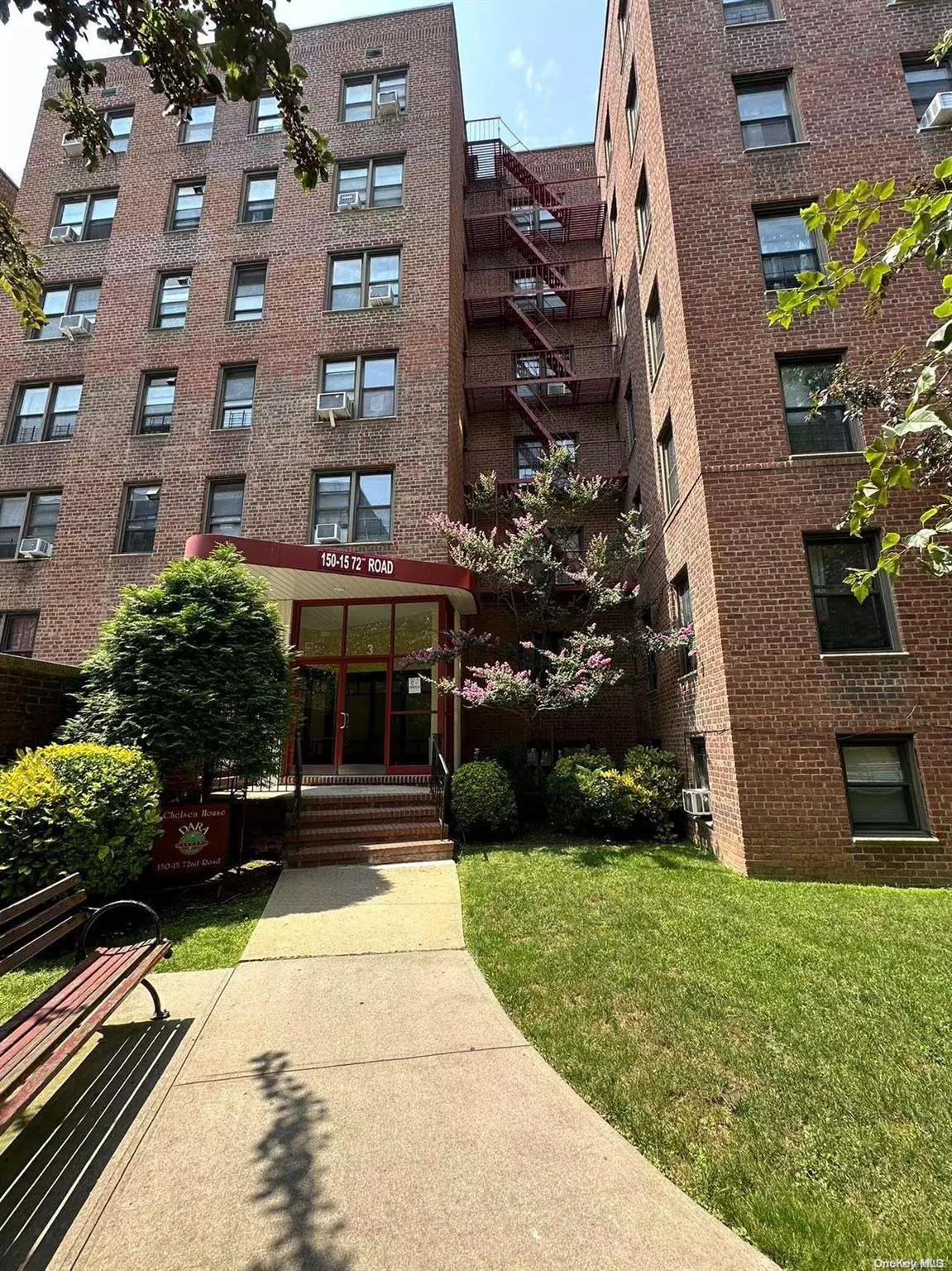 Flushing, NY 11367,150-15 72 RD #2A