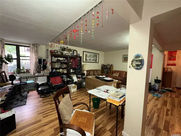 Flushing, NY 11355,138-15 Franklin Avenue #221