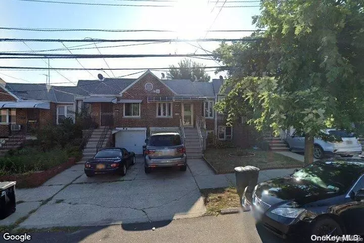 59-11 163 ST, Fresh Meadows, NY 11365