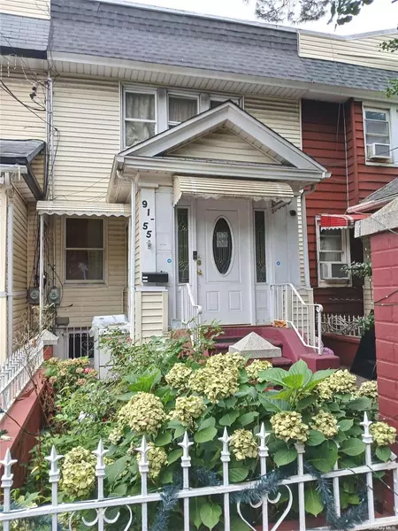 91-55 96th ST, Woodhaven, NY 11421