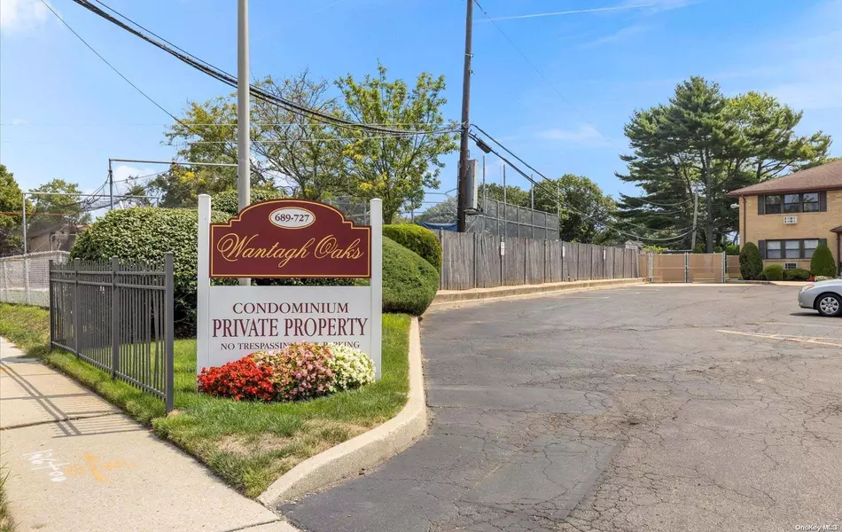 707 Wantagh AVE #16, Wantagh, NY 11793