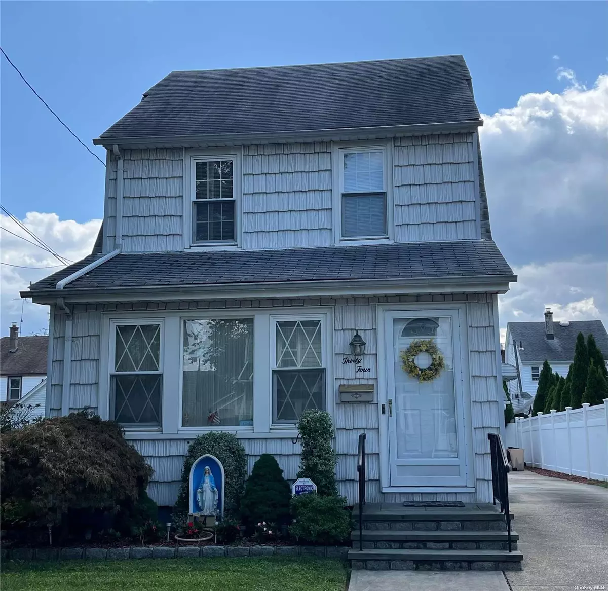 Williston Park, NY 11596,34 Harvard ST