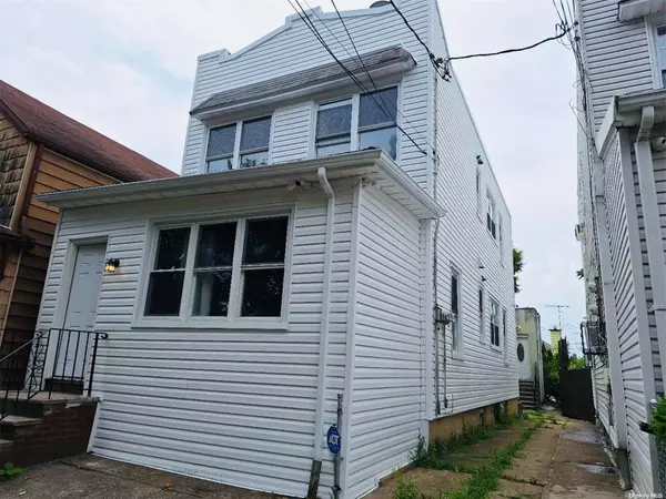 Canarsie, NY 11236,1372 E 94th ST