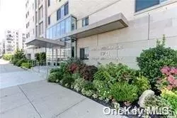 170 W Broadway #6G, Long Beach, NY 11561