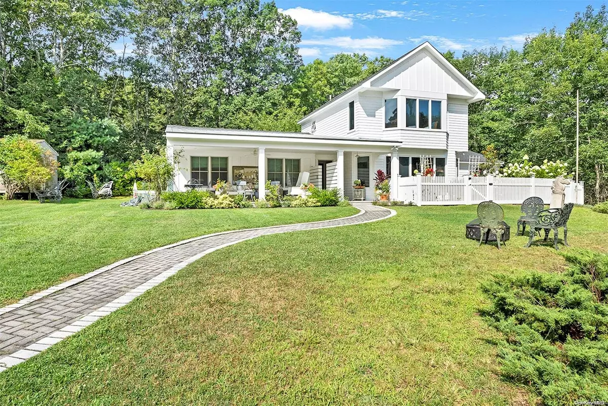 Sag Harbor, NY 11963,36 Breezy DR