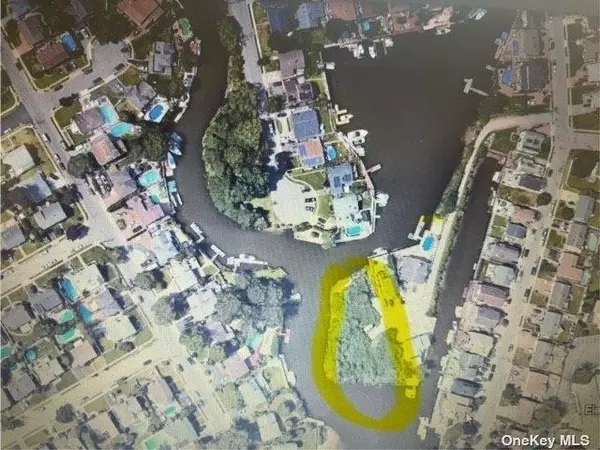 Bellmore, NY 11710,14 Island