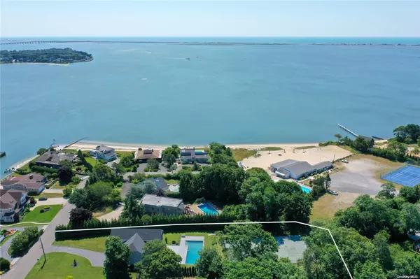 Hampton Bays, NY 11946,64 Romana DR