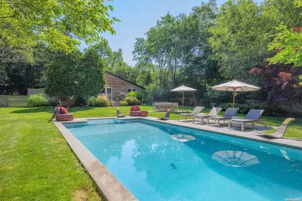 Southampton, NY 11968,300 N Sea Mecox RD