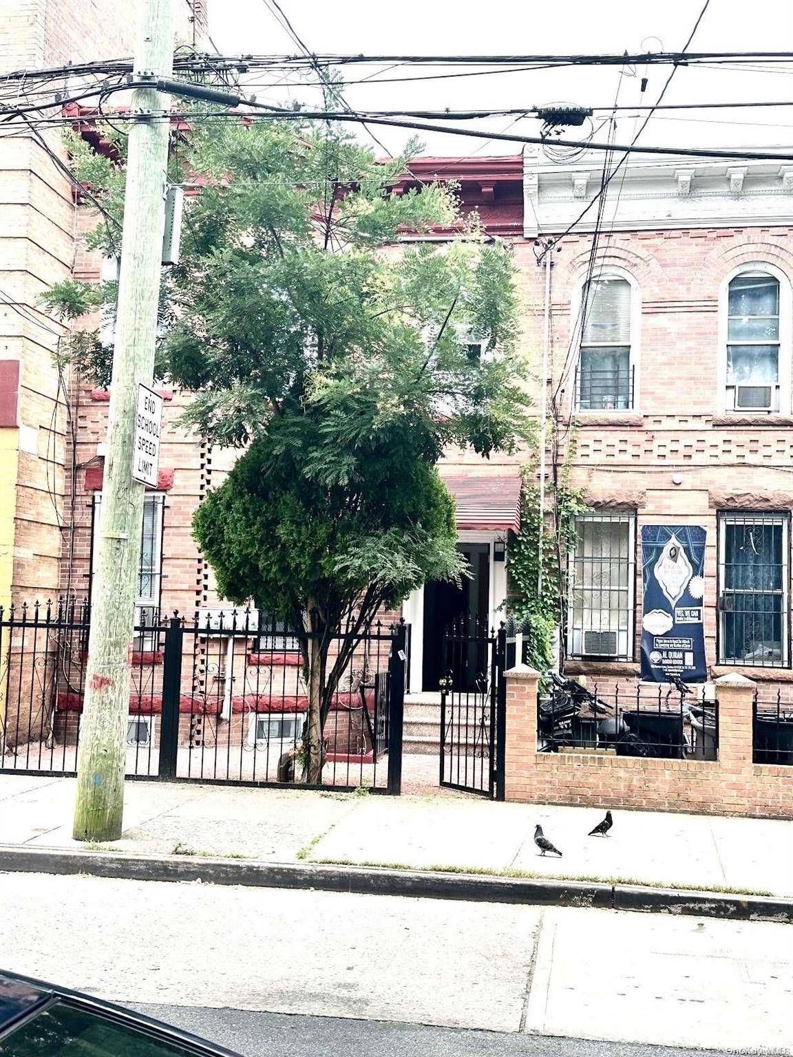 457 Crescent ST, Brooklyn, NY 11208