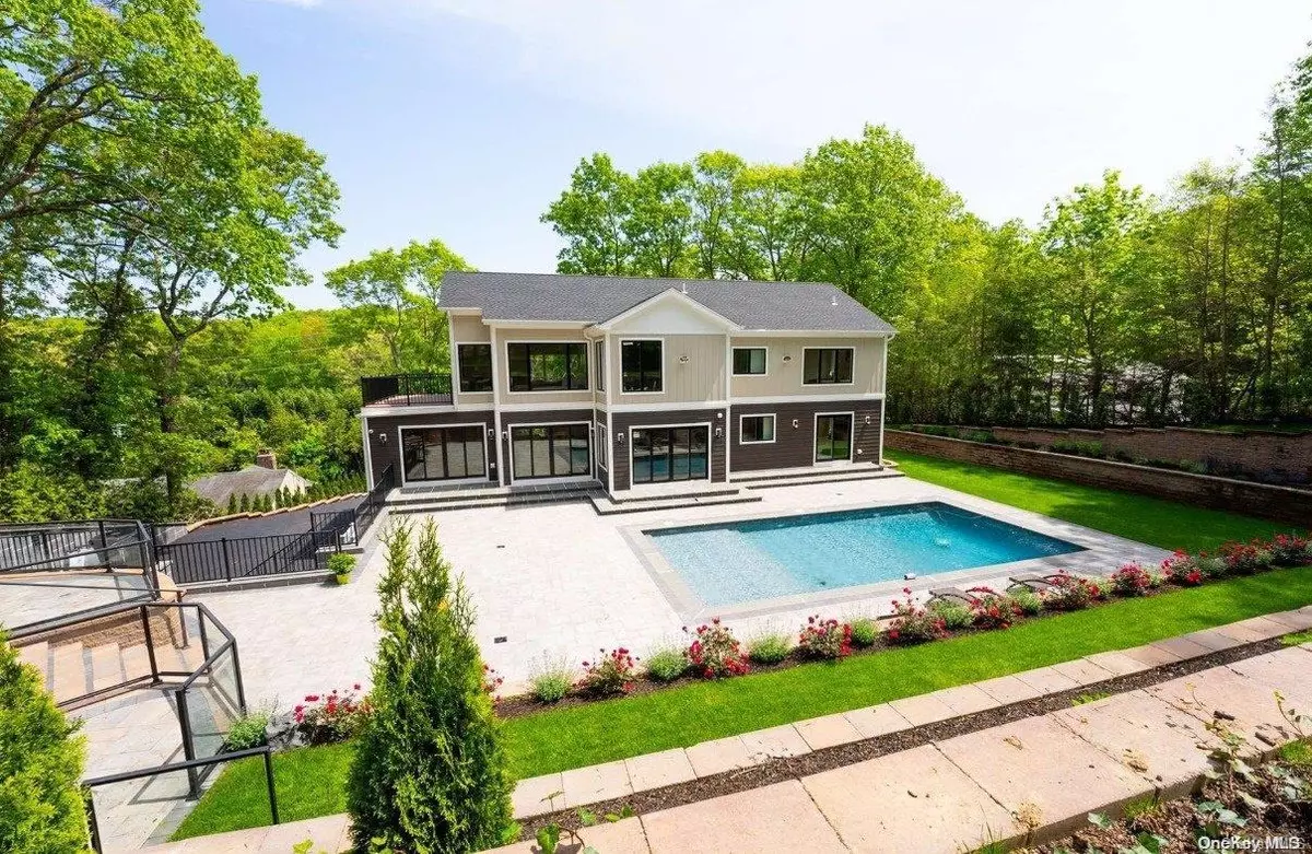 East Norwich, NY 11732,156 Sugar Toms LN