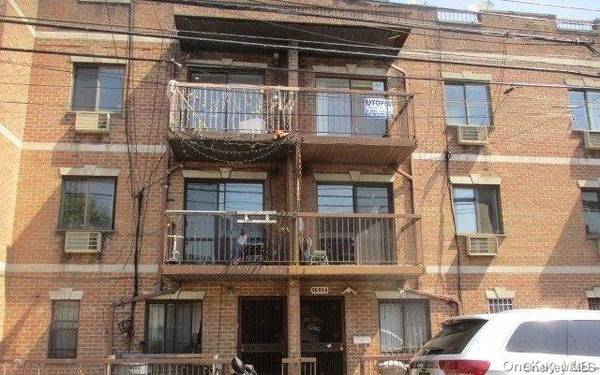 58-03 Van Cleef ST #3C, Flushing, NY 11368