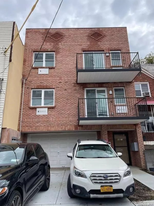 48-21 39th ST, Sunnyside, NY 11104