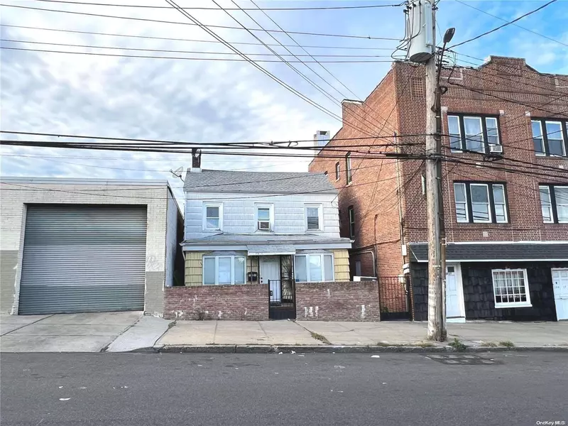 150-15 12th RD, Whitestone, NY 11357