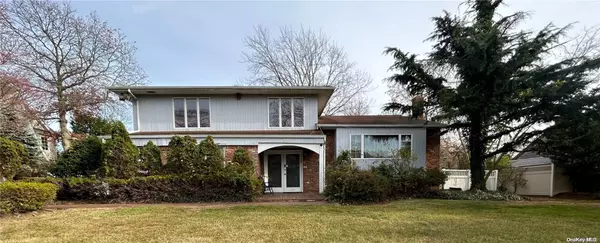 29 Bayberry RD, Lawrence, NY 11559