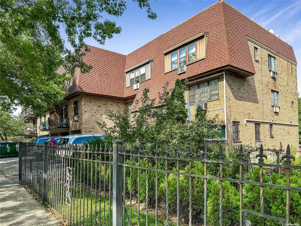 23-53 77th ST, East Elmhurst, NY 11370