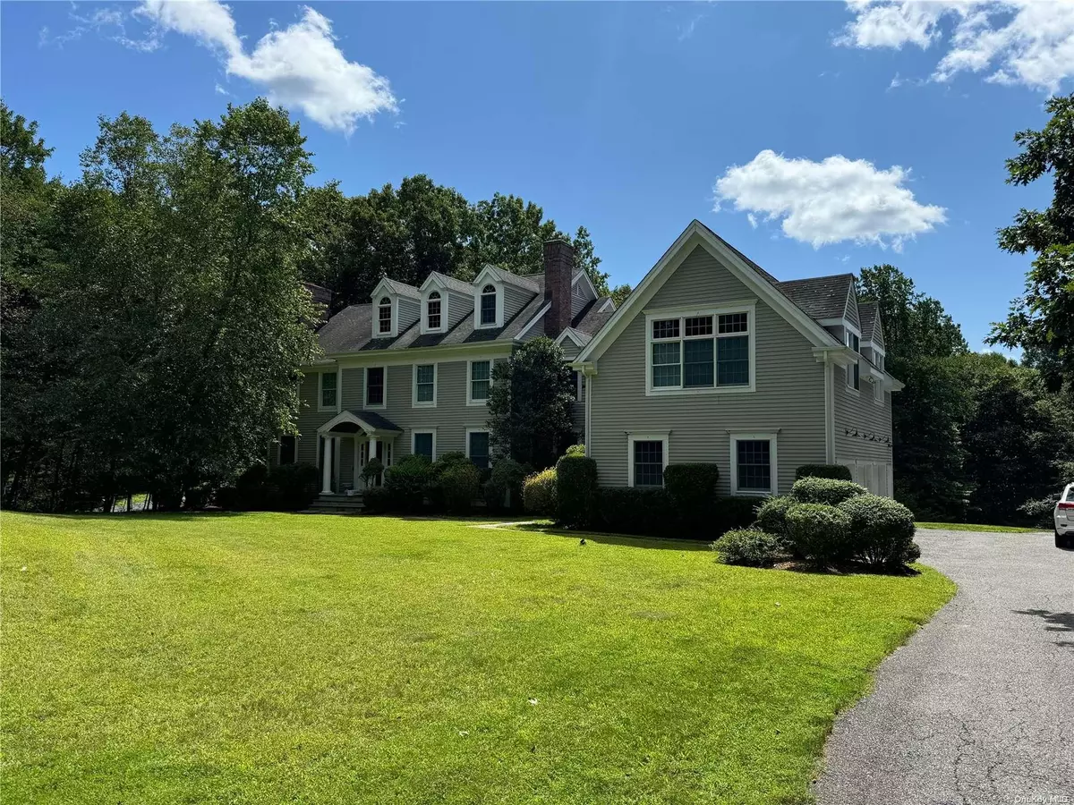 Pound Ridge, NY 10576,7 Samuel Dann WAY