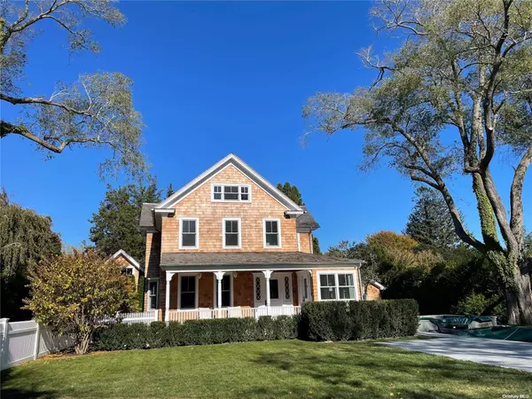 East Hampton, NY 11937,44 Buell LN