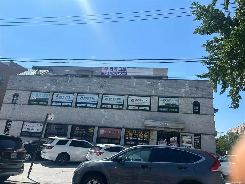 35-02 150th PL, Flushing, NY 11354