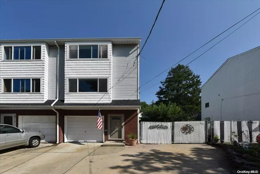 25 Frederick ST, Staten Island, NY 10314