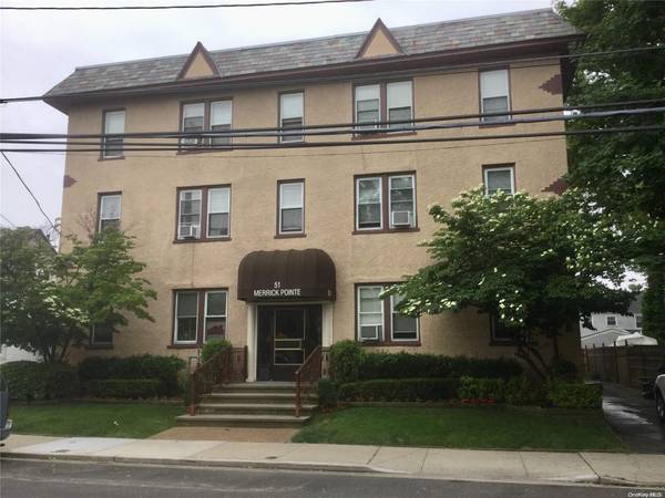 51 Smith ST #C6, Merrick, NY 11566