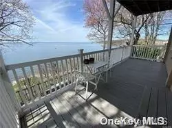 241 12th AVE, Sea Cliff, NY 11579