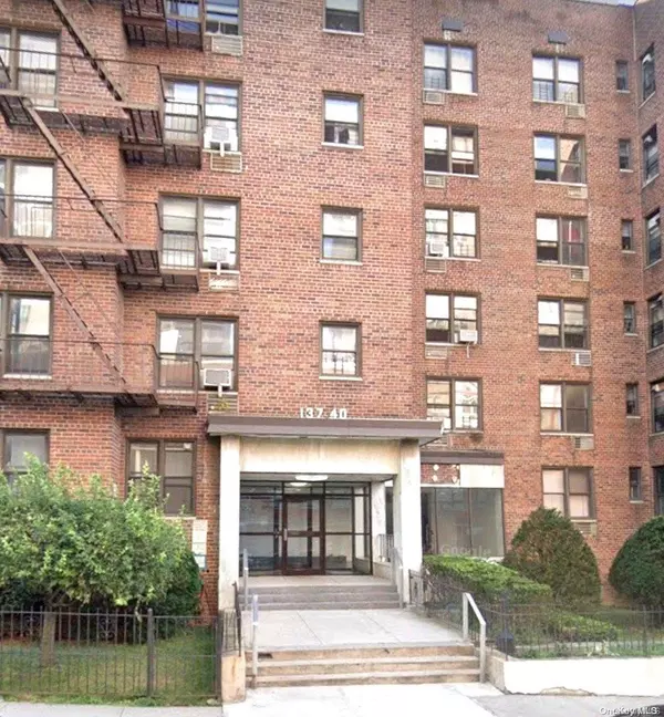 Flushing, NY 11355,137-40 45 AVE #3H