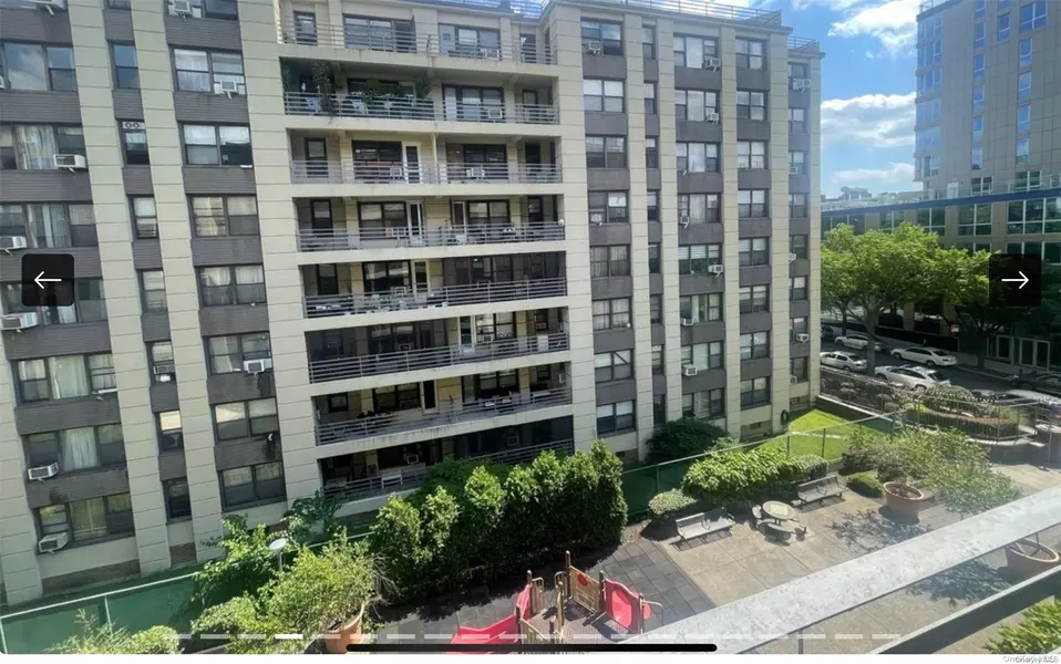 98-10 64th AVE #5E, Rego Park, NY 11374