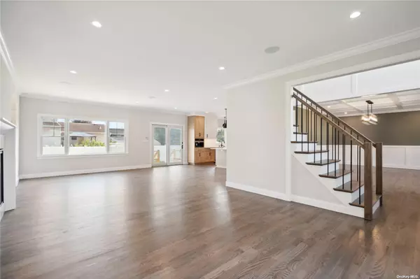 Massapequa, NY 11758,80 Ocean AVE