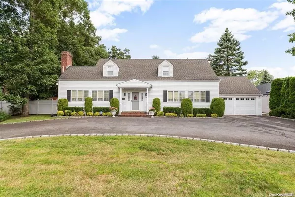 78 Linden AVE, Bethpage, NY 11714