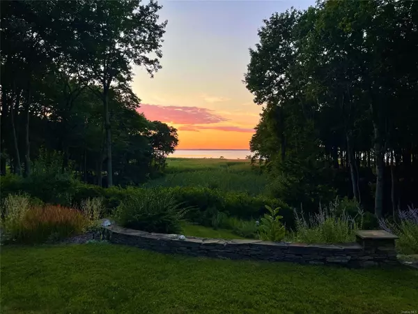 Shelter Island, NY 11964,156 Ram Island DR